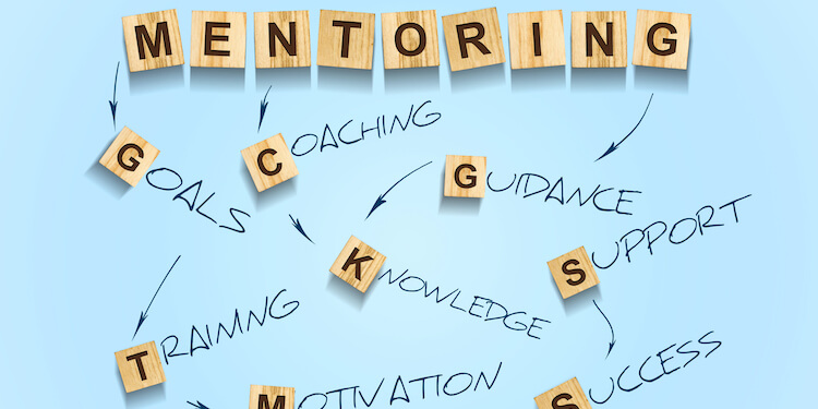 What are the differences between coaching and mentoring