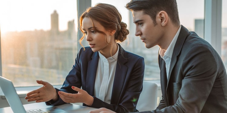 Peer to peer mentoring offers many benefits in knowledge transfer and career development in the workplace